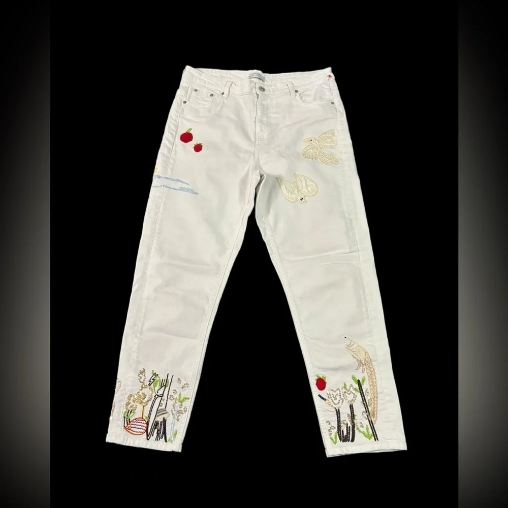 Zara woman Denim Embroidered High Waist New
Boyfriend Cut Jeans Size: US… - Picture 4 of 12